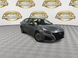 Used 2023 Nissan Altima 2.5 SV image 5