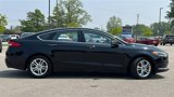 Used 2018 Ford Fusion SE w/ Fusion SE Technology Package image 4