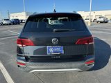 Certified 2022 Volkswagen Taos SE w/ IQ.Drive SE Package image 6