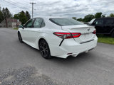 Used 2018 Toyota Camry SE image 2