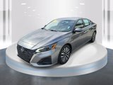 Used 2023 Nissan Altima 2.5 SV image 2