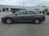 Used 2014 Toyota Camry L image 2