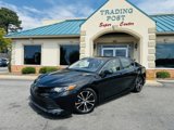 Used 2018 Toyota Camry LE image 3