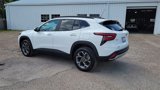 New 2025 Chevrolet Trax LT w/ Sunroof Package image 6