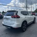 Used 2017 Nissan Rogue SL image 4
