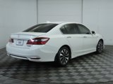 Used 2017 Honda Accord Touring image 5