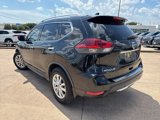 Used 2020 Nissan Rogue SV image 3