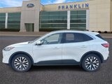 Used 2020 Ford Escape Titanium image 4