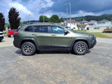 Used 2021 Jeep Cherokee Trailhawk image 4