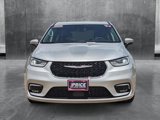 Used 2023 Chrysler Pacifica Touring-L image 2