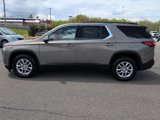 Used 2019 Chevrolet Traverse LT image 2