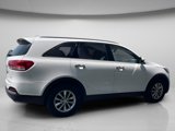 Used 2016 Kia Sorento LX image 5