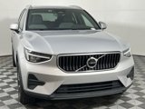 Certified 2025 Volvo XC40 B5 Core image 4