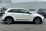 Used 2022 Kia Niro EX Premium image 3