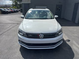 Used 2015 Volkswagen Jetta SEL Premium image 2