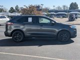 Used 2019 Ford Edge SE image 4