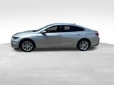 Used 2017 Chevrolet Malibu LT image 2