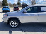Used 2015 Jeep Cherokee Latitude w/ Comfort/Convenience Group image 2
