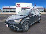 Used 2018 Toyota RAV4 LE image 2