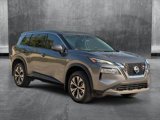 Used 2021 Nissan Rogue SV image 3