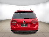 Used 2019 Volkswagen Golf Alltrack S image 4