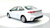 Used 2022 Toyota Corolla LE image 4