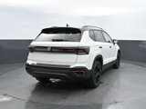 New 2025 Volkswagen Taos SE image 5