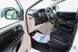 Used 2019 Dodge Grand Caravan SE image 3