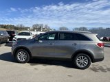 Used 2018 Kia Sorento LX image 6
