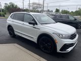 Used 2022 Volkswagen Tiguan SE R-Line image 5