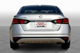 Used 2024 Nissan Altima 2.5 SV image 3