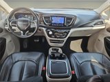 Used 2017 Chrysler Pacifica Touring-L Plus w/ Advanced Safetytec Group image 2