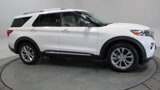 Used 2021 Ford Explorer Limited w/ Equipment Group 301A image 4