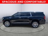 Used 2022 GMC Yukon XL Denali image 4