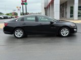 Used 2023 Chevrolet Malibu LT image 2