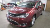 Used 2019 Chrysler Pacifica Touring-L image 3