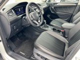 Certified 2022 Volkswagen Tiguan SE w/ Panoramic Sunroof Package image 3