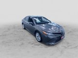 Used 2018 Toyota Camry XLE image 3