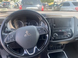 Used 2017 Mitsubishi Outlander SE image 4