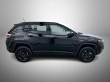 Used 2023 Jeep Compass Trailhawk image 4