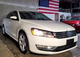 Used 2015 Volkswagen Passat 1.8T Limited Edition image 3