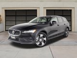 Certified 2024 Volvo V60 B5 Cross Country Plus image 3