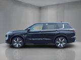 New 2025 Mitsubishi Outlander SE image 4