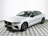 Certified 2025 Volvo S60 B5 Core image 3
