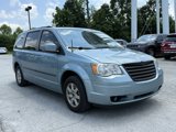 Used 2010 Chrysler Town & Country Touring image 4