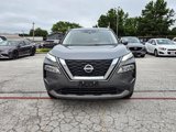 Used 2023 Nissan Rogue SV image 2