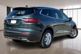 Used 2018 Buick Enclave Essence image 2