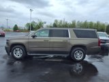 Used 2016 Chevrolet Suburban LT w/ Luxury Package image 2