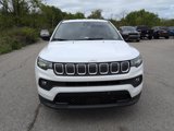 Used 2022 Jeep Compass Latitude image 2