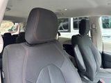Used 2017 Chrysler Pacifica Touring image 2